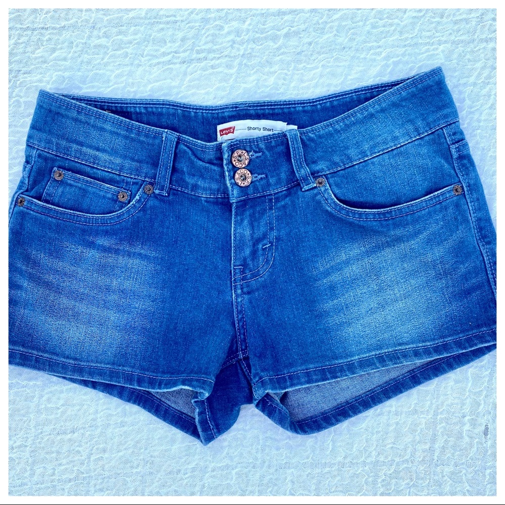 Jr 7 Waist 30” LEVIS ‘Shorty Short’ Jean Cutoff Hem Shorts - Picture 15 of 16
